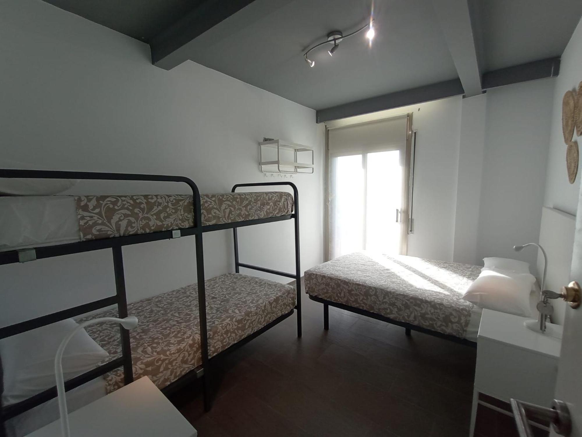 Plaza Universitat Private Rooms - Barcelona, Barcelona